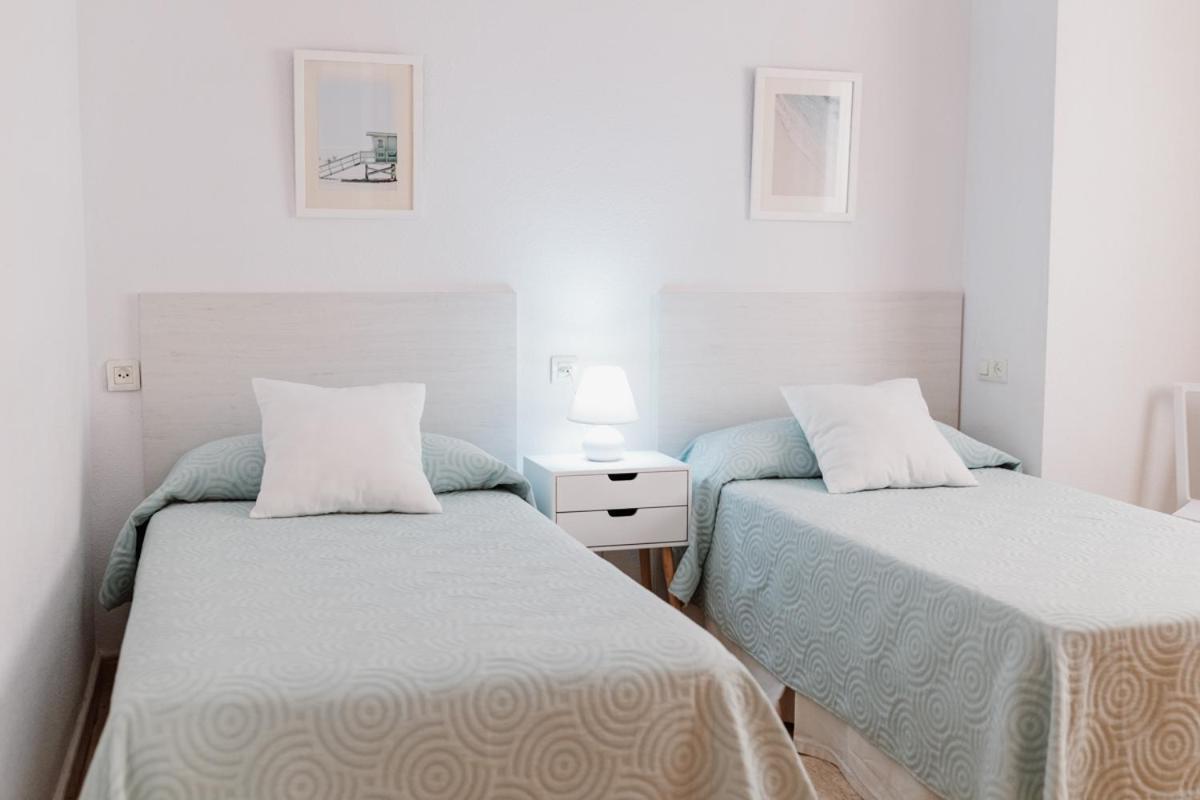 Apartamentos Pagan Santiago De La Ribera Eksteriør bilde